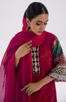 SANA SAFINAZ